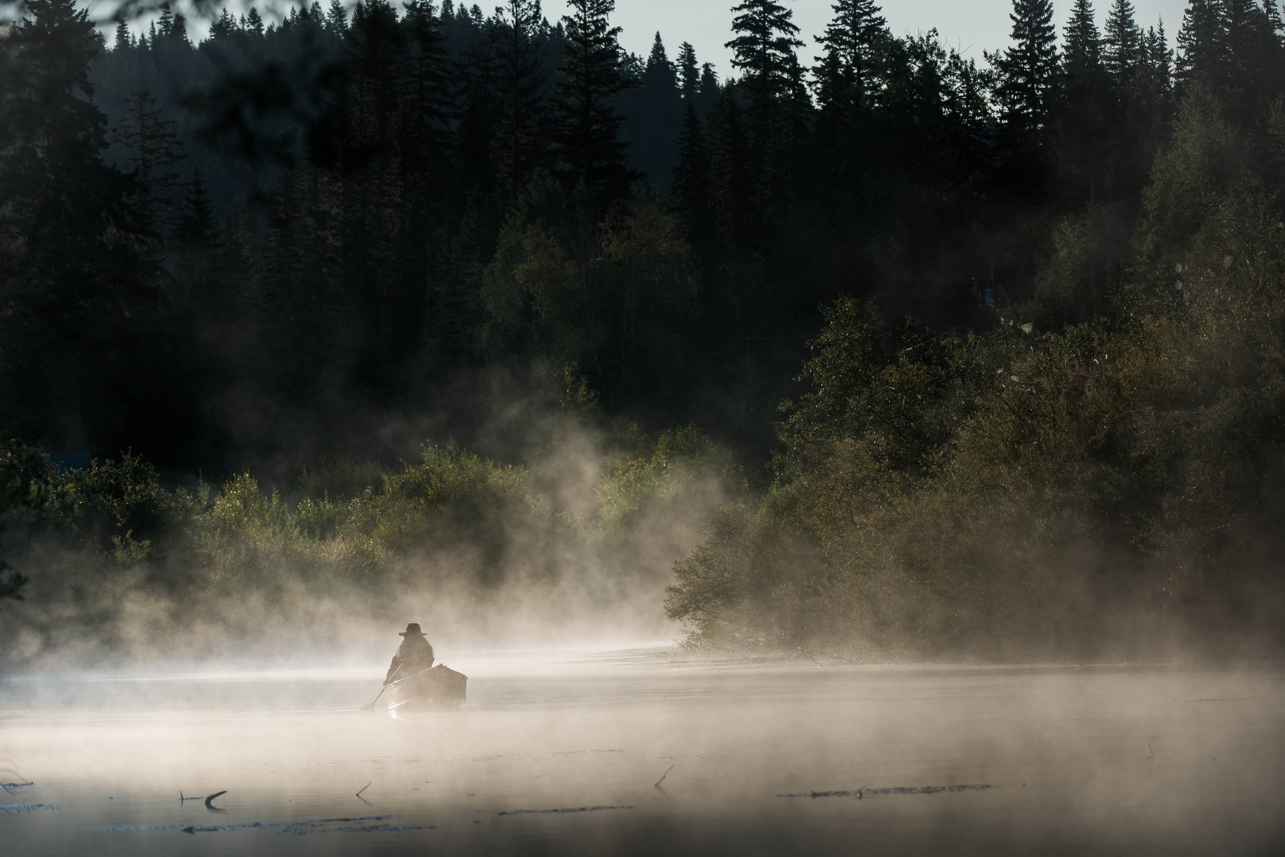 Canoeing on Eagle Creek at Kayanara Guest Ranch & Resort. Credit: Destination BC/Blake Jorgenson