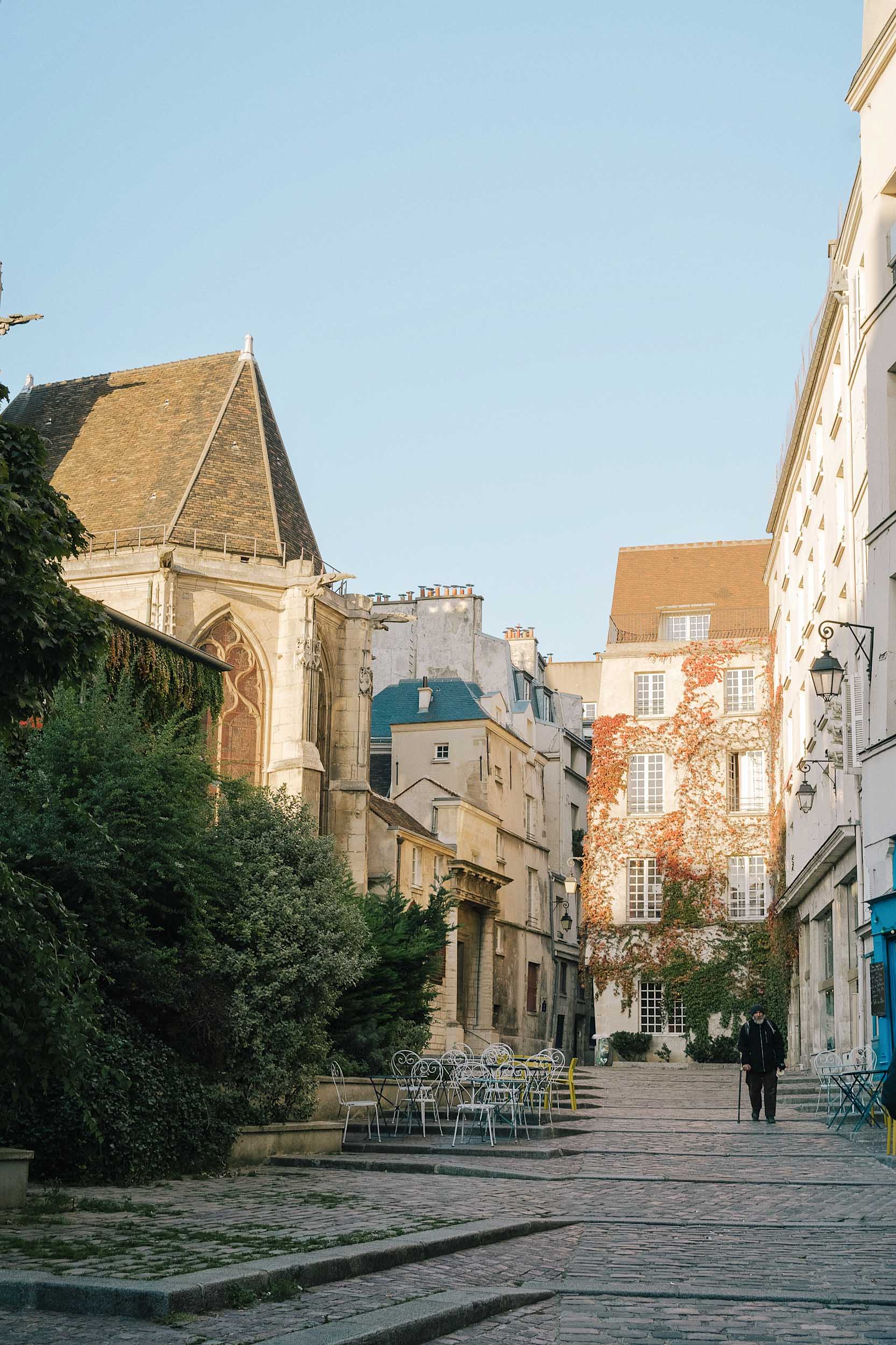 A sunny day in the Marais in Paris