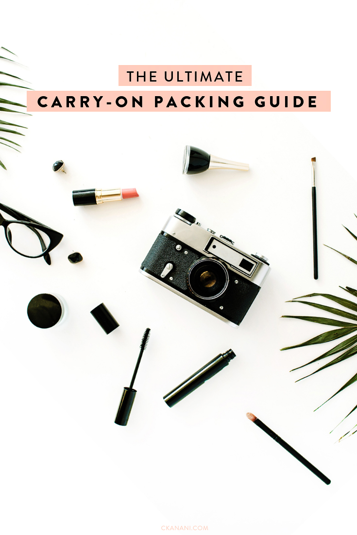 Tips for what to pack in your carry-on bag for a short or long-haul flight, including a free printable checklist! The ultimate packing guide. #carryon #travel #packing #freebie #packinglist