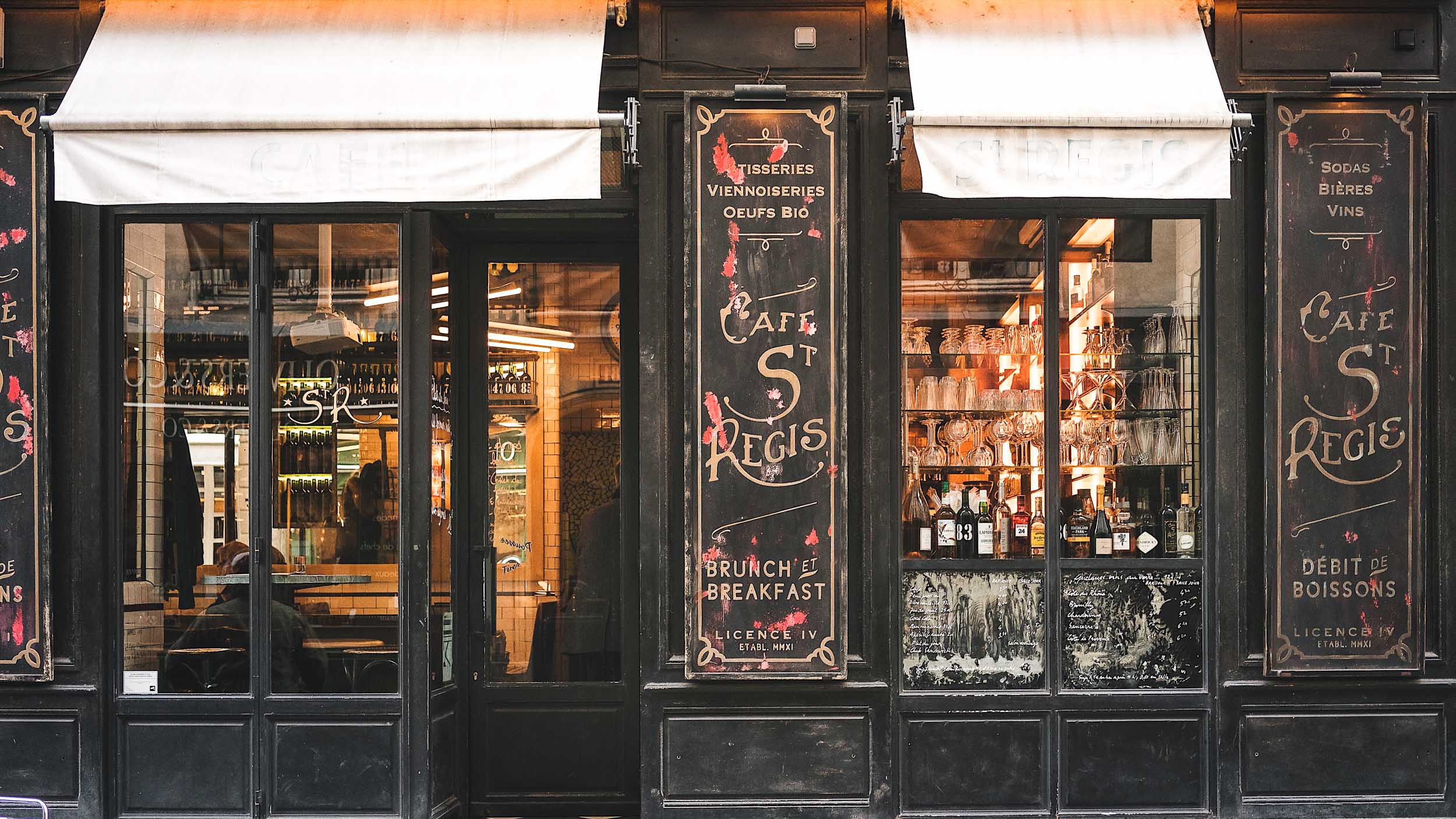 The best Paris itinerary includes a can't miss breakfast spot in Paris; Le St. Regis Cafe