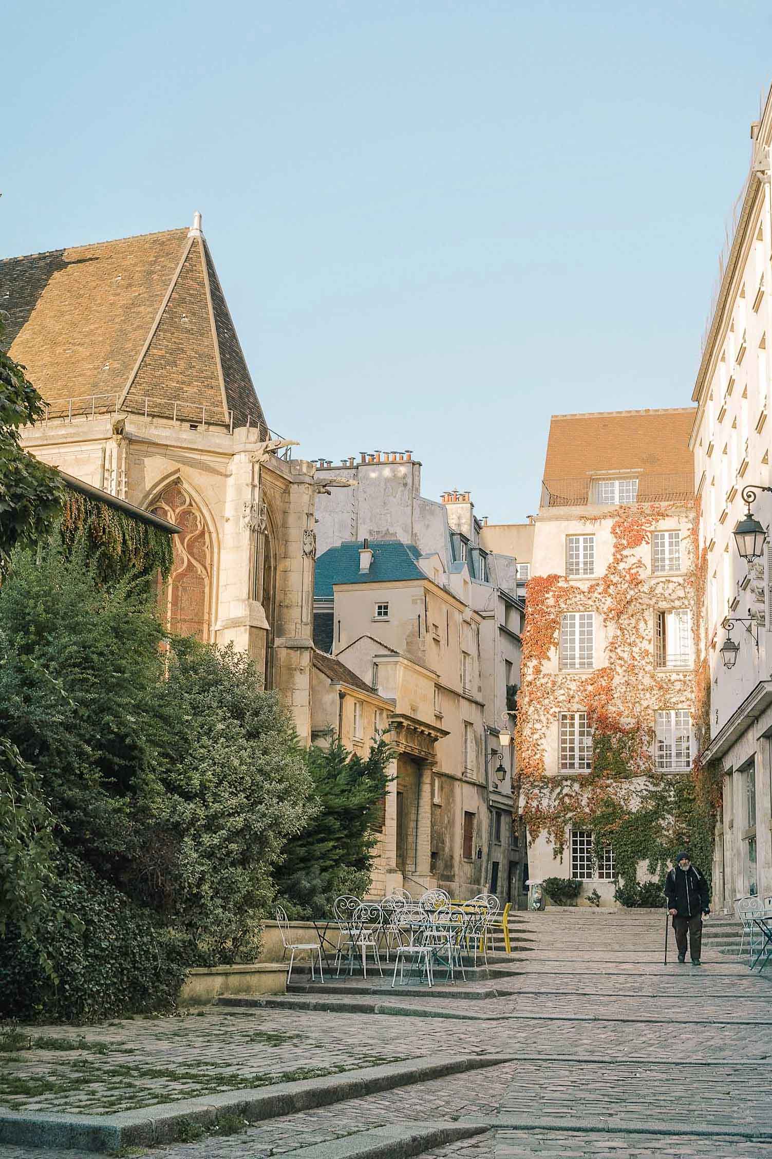 The best Paris itineraries include a guide to Le Marais
