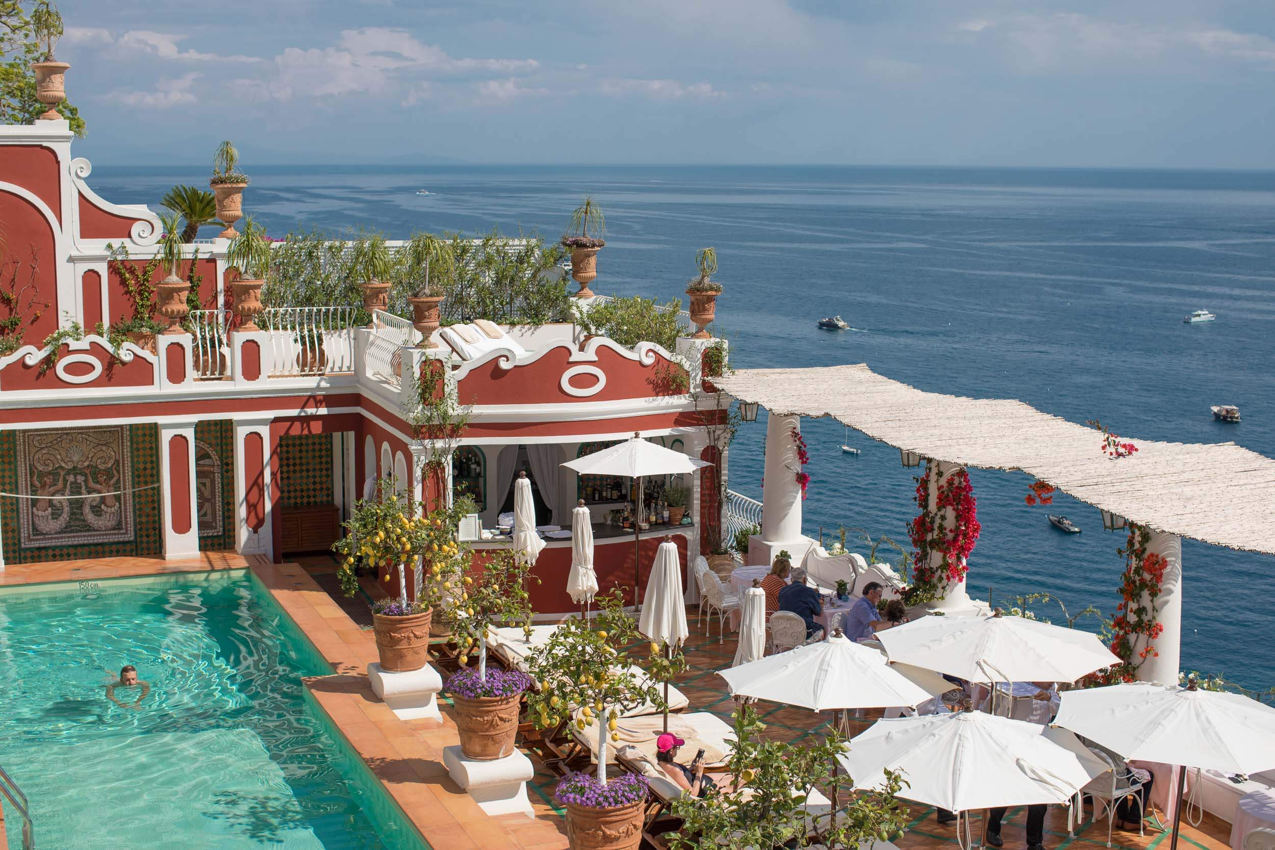 Positano hotels with pool - the beautiful Le Sirenuse