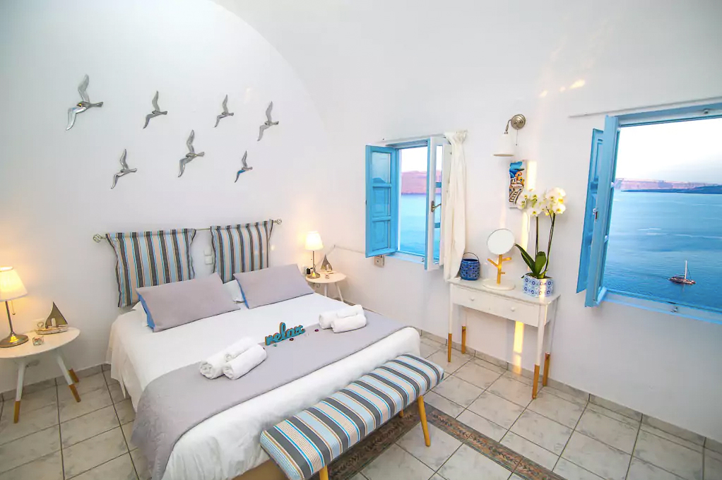 ckanani-airbnb-santorini-8-2.jpg