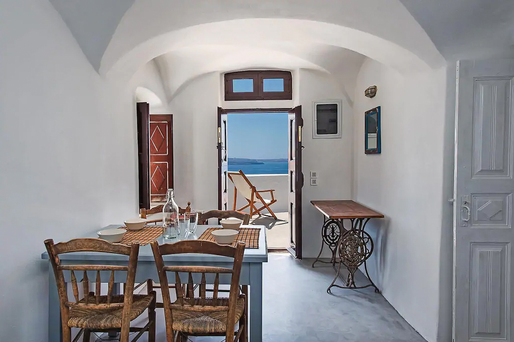 ckanani-airbnb-santorini-10-8.jpg