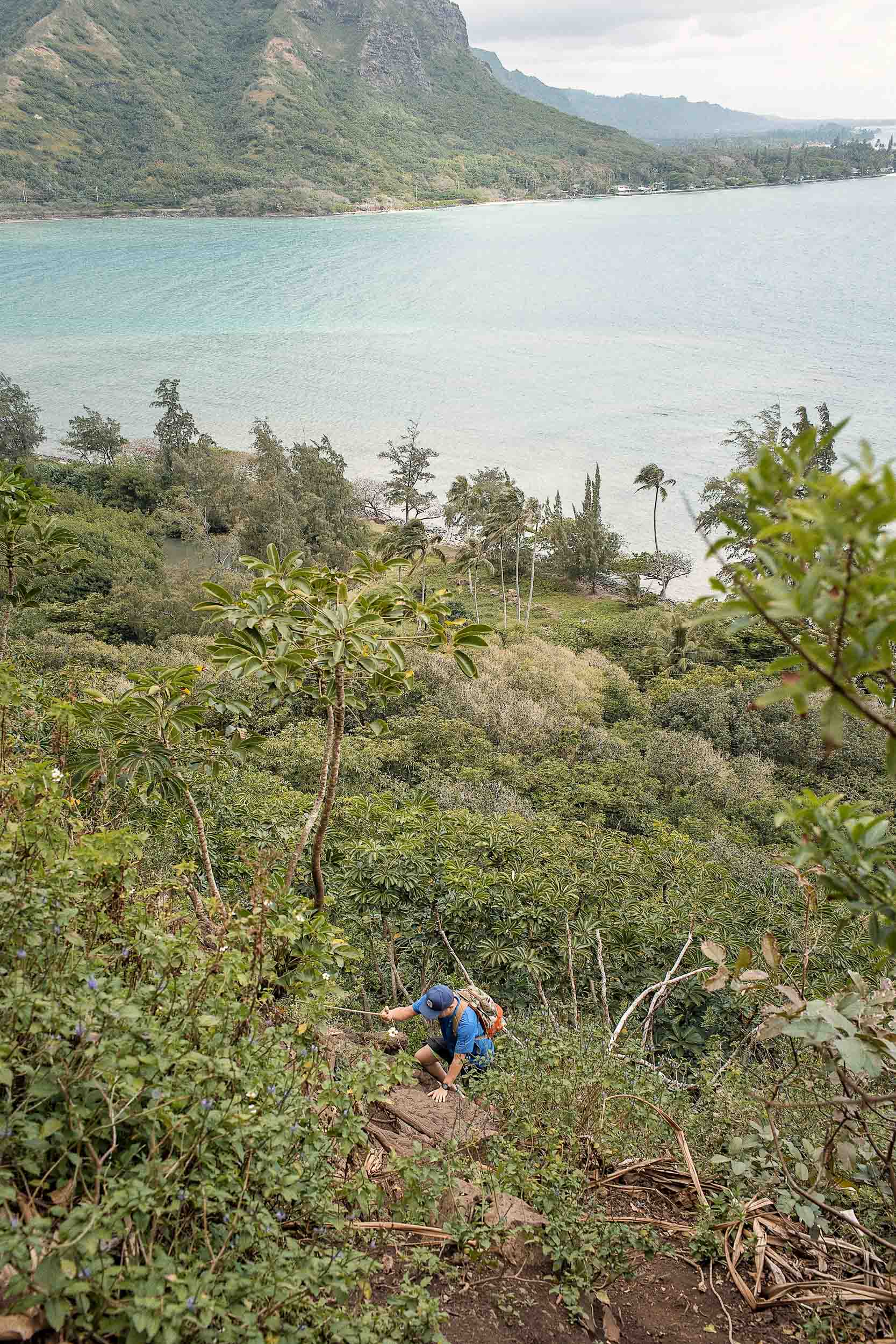 Rock climbing on the way to Crouching Lion