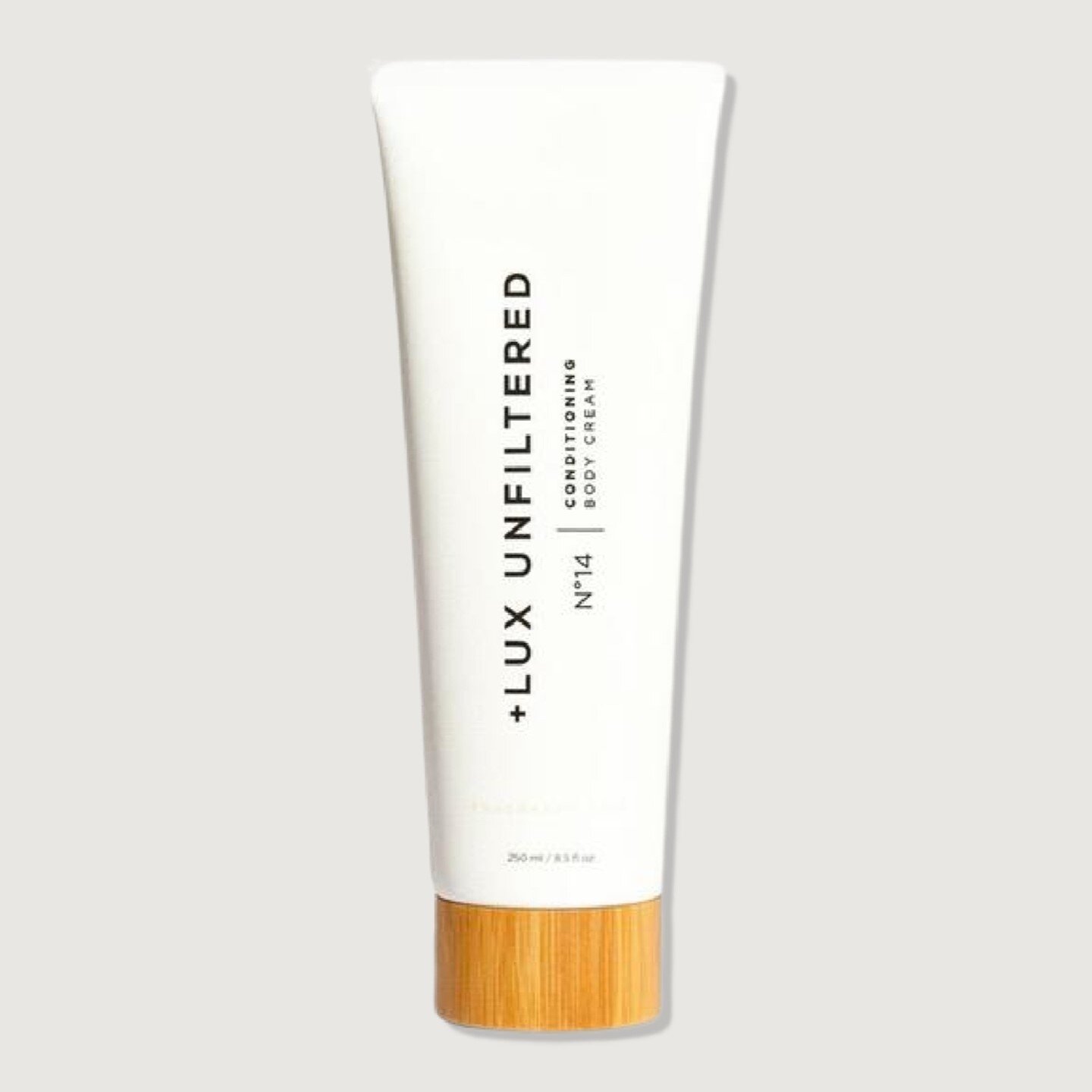 Another Lux Unfiltered product I love: the N&deg;14 Conditioning Body Cream! It's the most luxurious body butter loaded with amazing ingredients like jojoba oil, squalene, shea butter, Vitamin C, &amp; hyaluronic acid. You can get it either fragrance