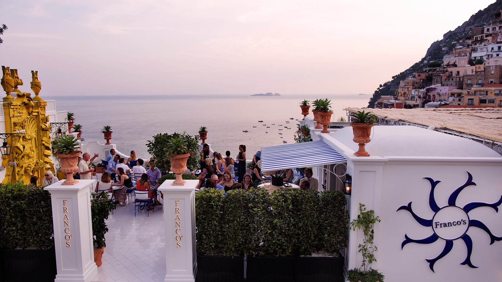 Positano things to do: a sunset aperitivo!