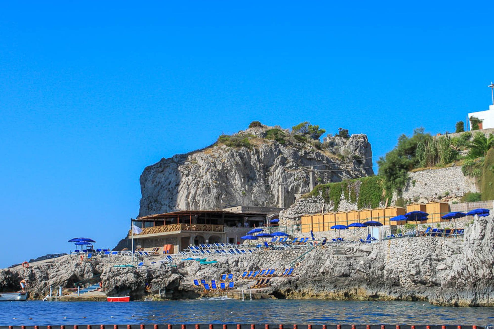 Beach clubs Capri: Da Luigi ai Faraglioni