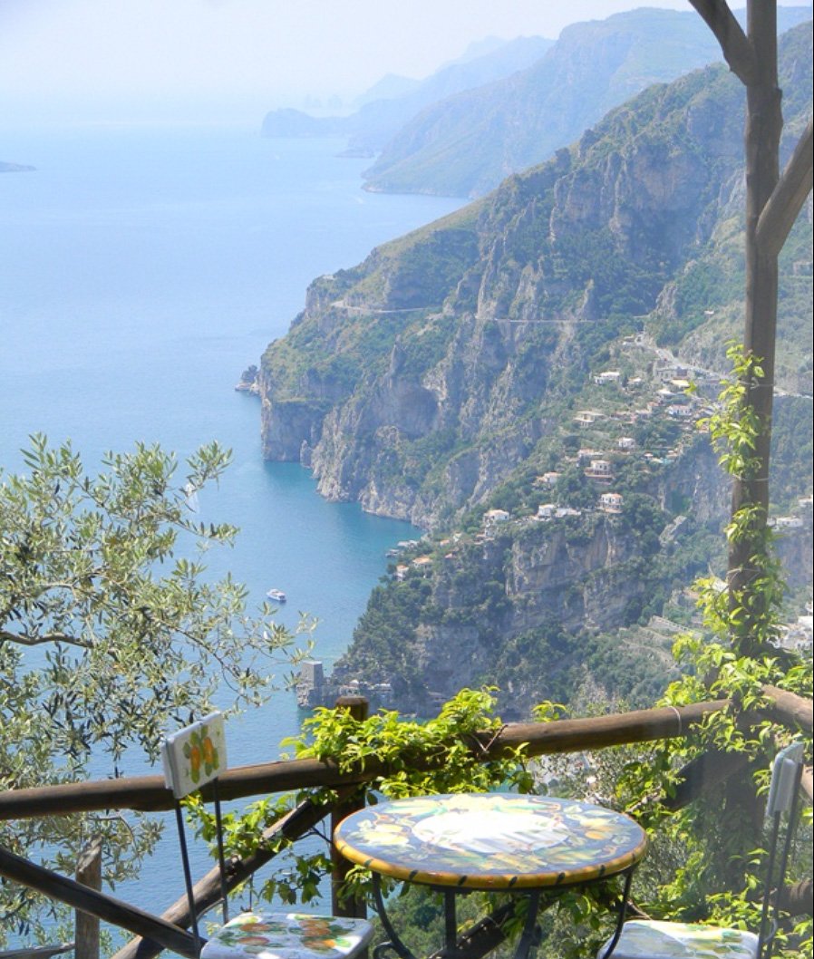 La Tagliata is one of the best restaurants in Positano with a view