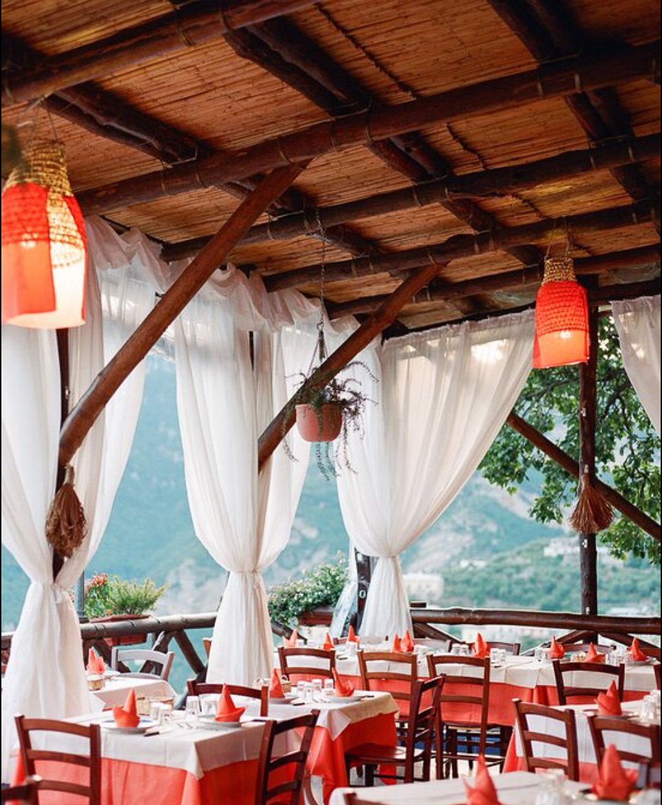 La Tagliata is a highly rated ristoranti Positano hidden way up in the hills
