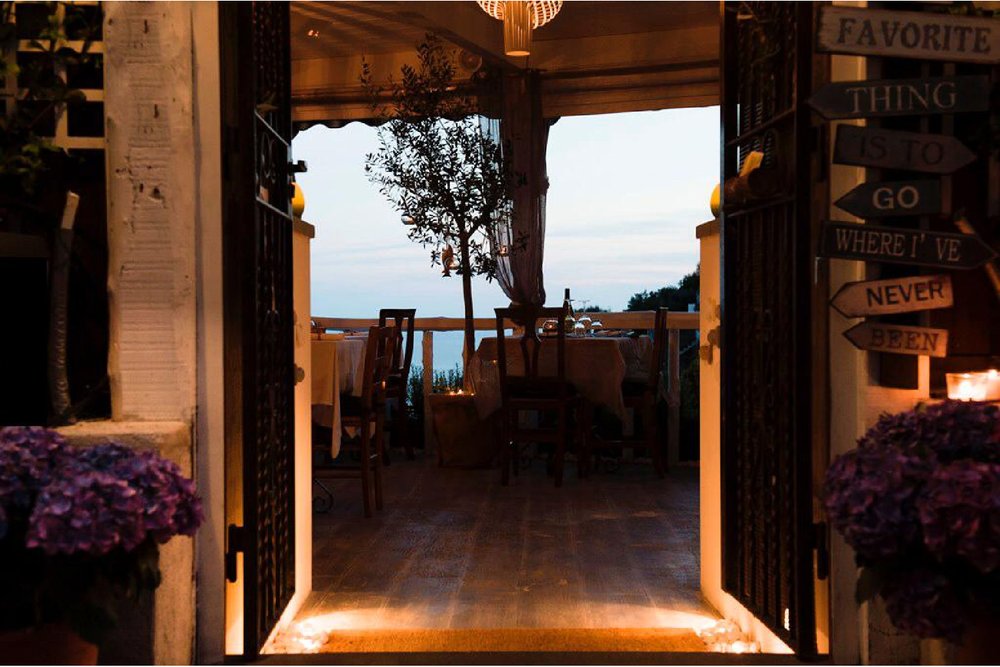 Il Ritrovo in Montepertuso offers some of the best Positano restaurant views
