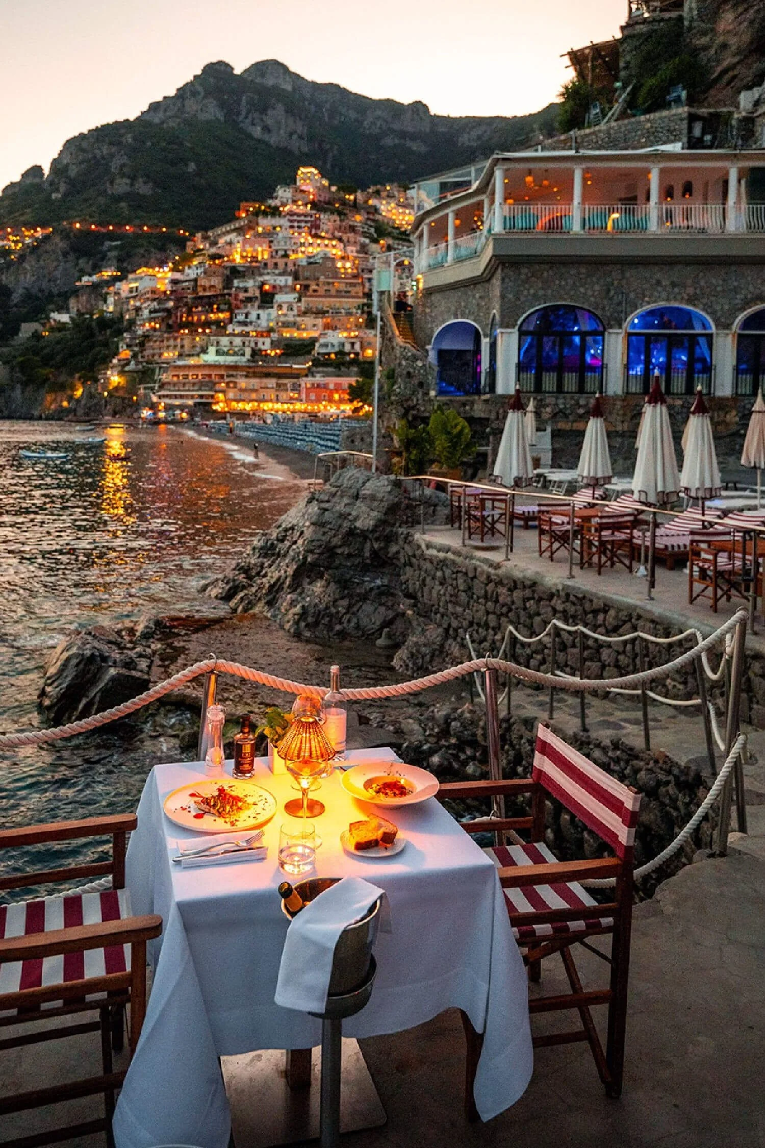 the best beach clubs in Positano - La Scogliera