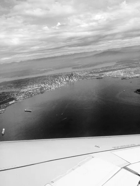 flying-into-seattle-john-michael-gill-2.jpg