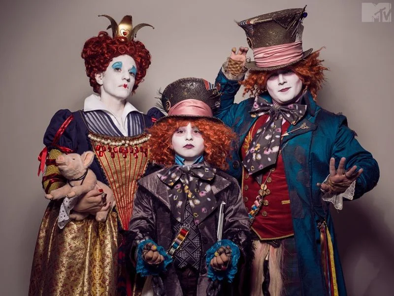 new-york-comic-con-cosplay-alice-in-wonderland.jpg