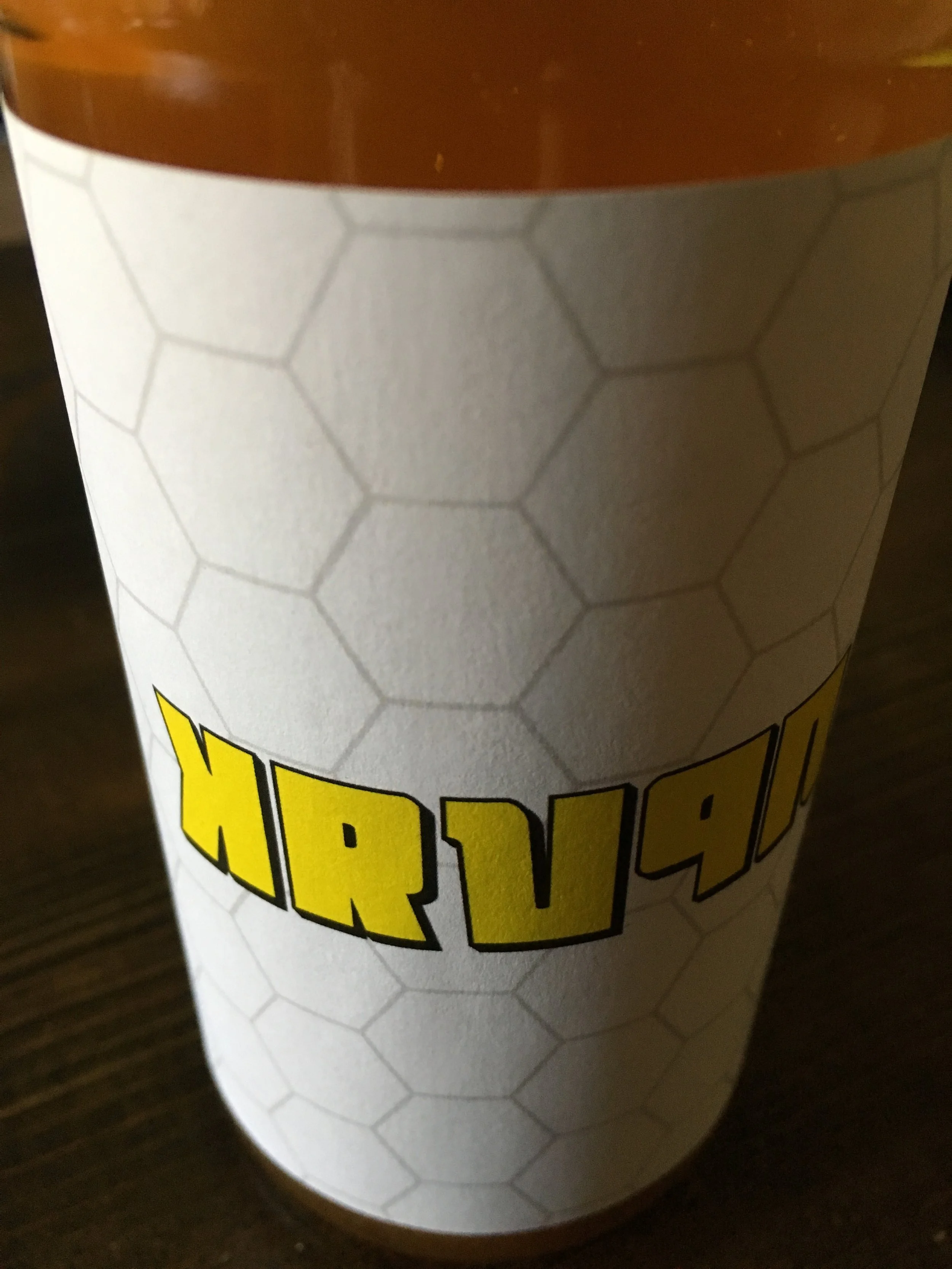 Cheers! >> Į sveikatą!