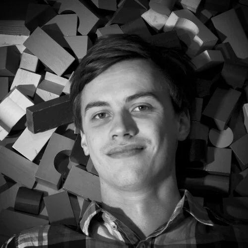 Ian McClain / Projection Design