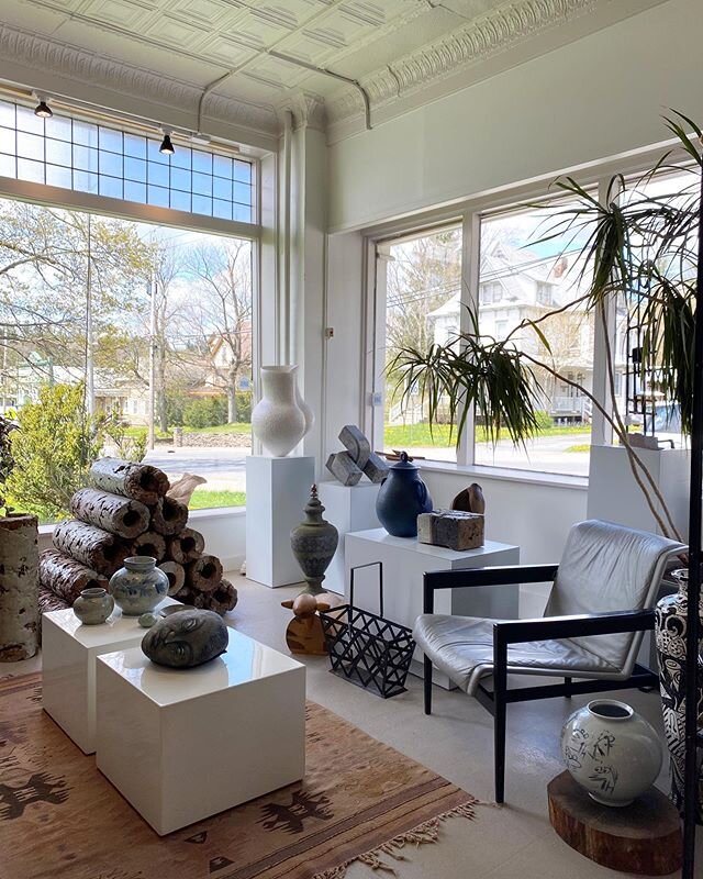 Tandem in Stamford, NY. @tandemantiques has been with @214modern since the beginning - They have an eclectic eye that never disappoints. The effect is sublime. Keep watch over their schedule... as spring continues they will be open for curbside picku