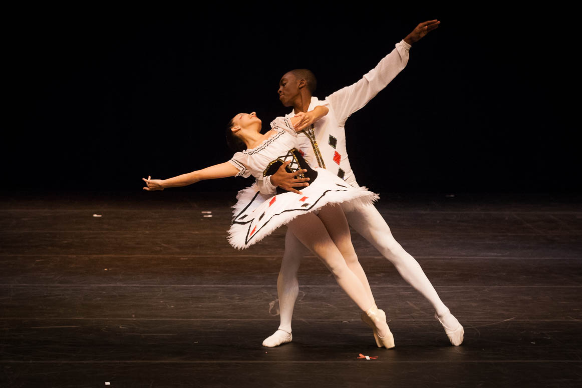  Festival de dança de Joinville - Ballet Paula Gasparini (SP)  Coreografia: Harllequinad 