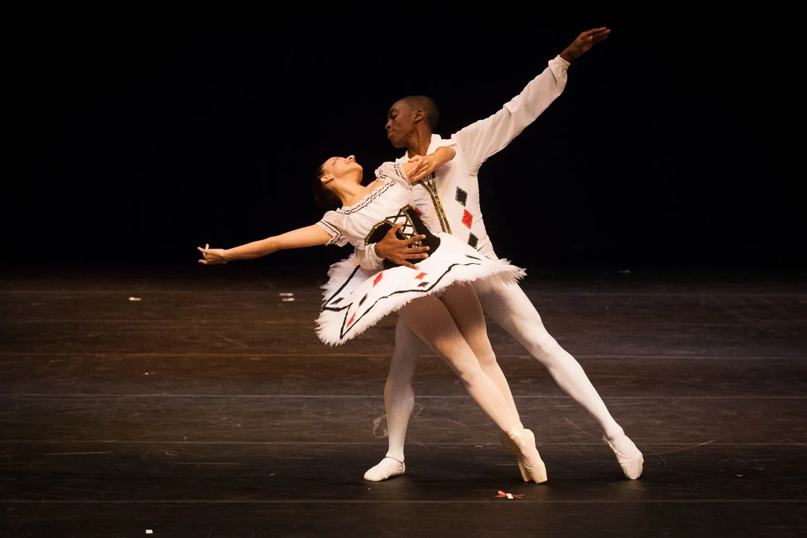 Festival de dança de Joinville - Ballet Paula Gasparini (SP) Coreografia: Harllequinad