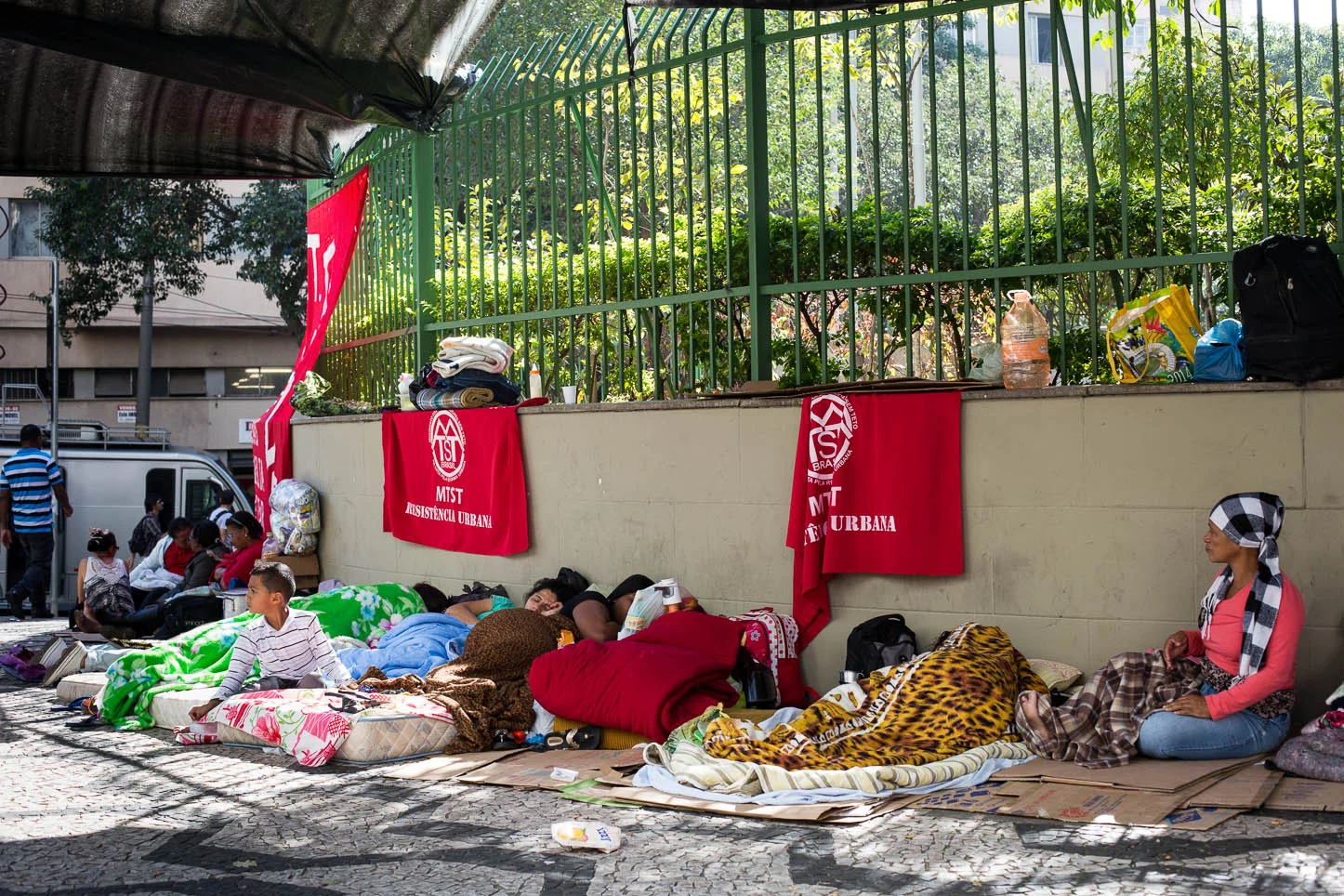 Movimento do MTST acampa na frente da Câmara dos Vereadores de São Paulo