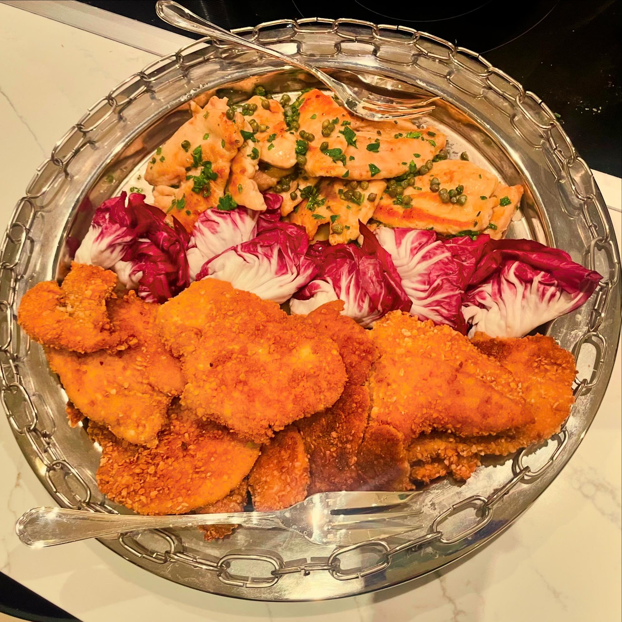 To schnitzel or piccata? That is the question. #bluaubergine #fabulousfood #catering #privatechef #passover #sederfeast #schnitzel