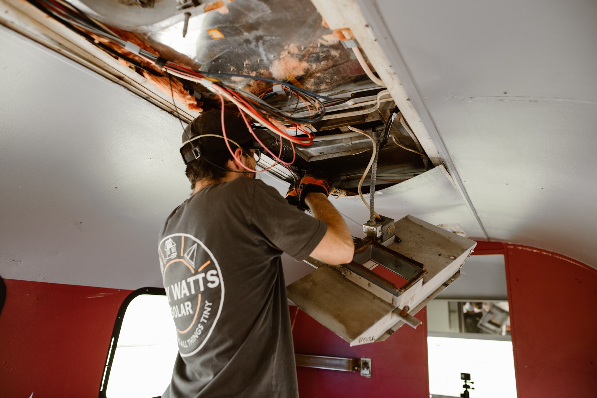 airstream-renovation-18.jpg