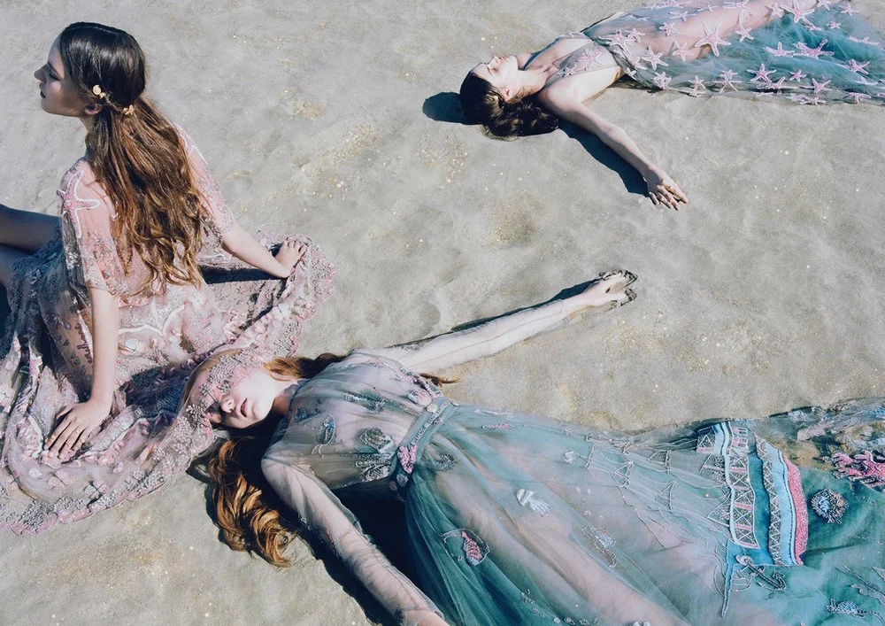daeba-clementine-deraedt-grace-simmons-hedvig-palm-maartje-verhoef-vanessa-moody-by-michal-pudelka-for-valentino-spring-summer-2015-7.jpg