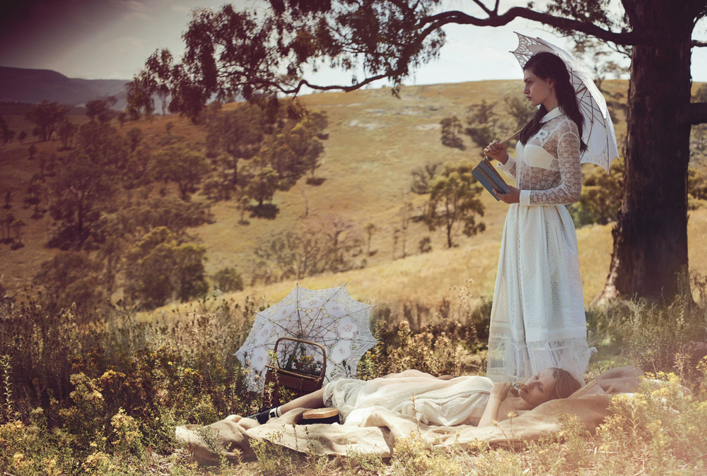 fa22f-teresa-palmer-phoebe-tonkin-by-will-davidson-for-vogue-australia-march-2015.png
