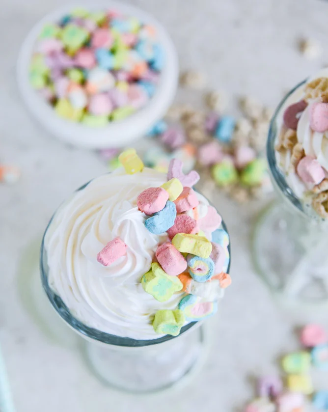 3be68-lucky-charms-milkshake-i-howsweeteats-com-3-3.jpg