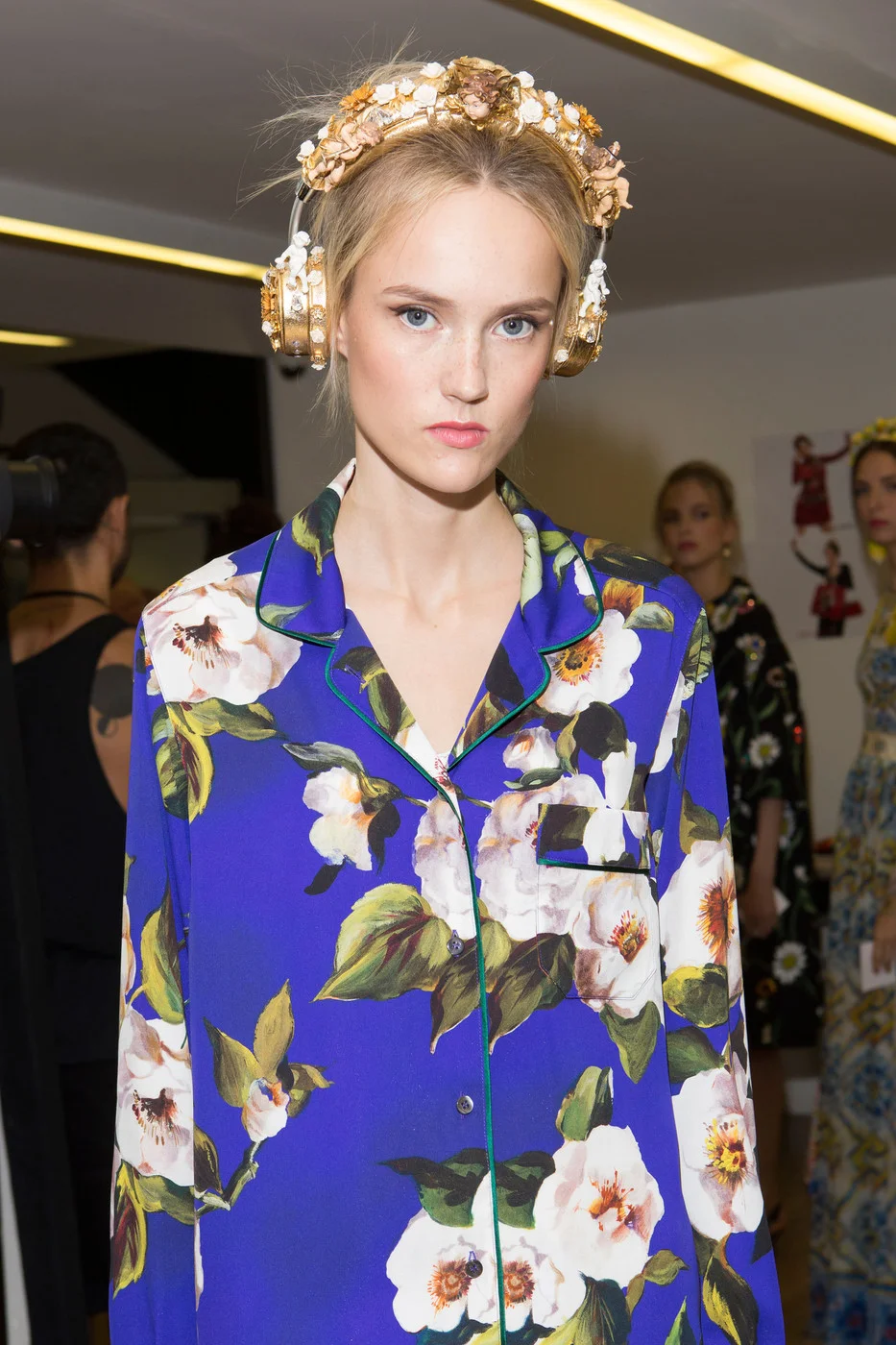 13d50-dolce2bgabbana2bspring2b20162bbackstage2bfkfgot34nepx.jpg