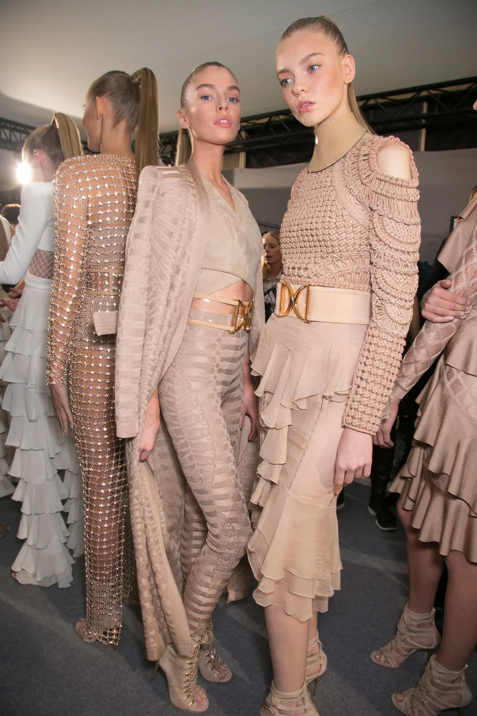 f231c-balmain2bspring2b20162bbackstage2bp991jegs-c4x.jpg