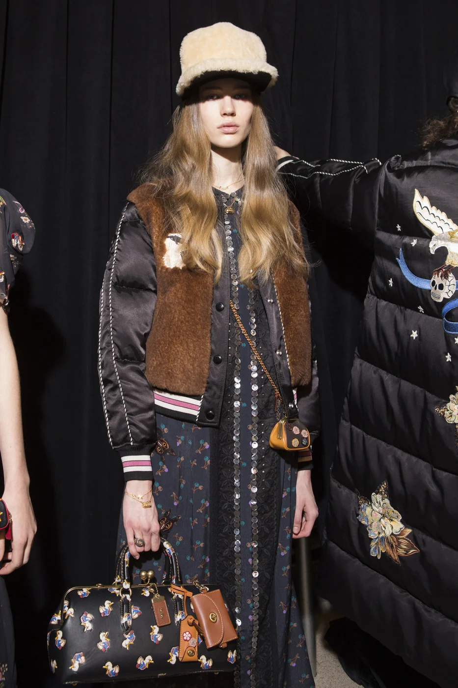 Coach+Fall+2017+Backstage+PbhzD6-94Vbx.jpg