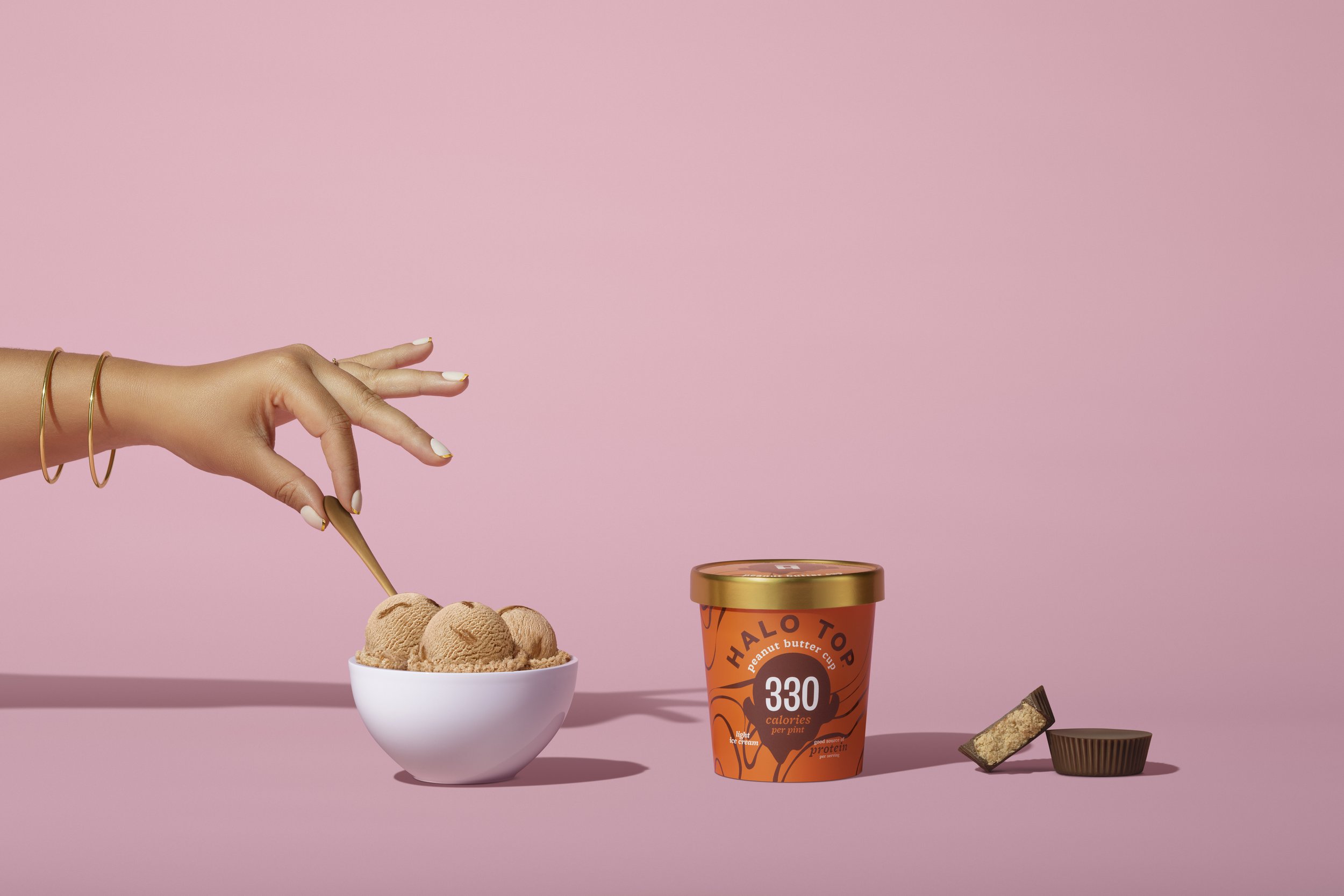 Heat_Halo_Dairy_PlayfulHands_UnSettng02_FINAL.jpg