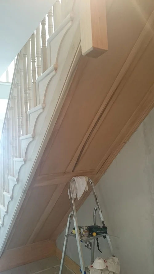 Shaker Stairwell