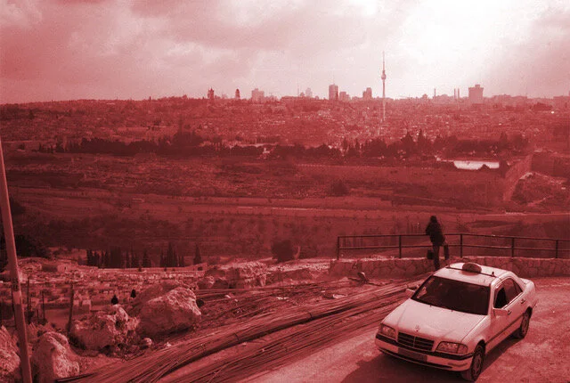 Four Minutes Website Hintergrund.jpeg