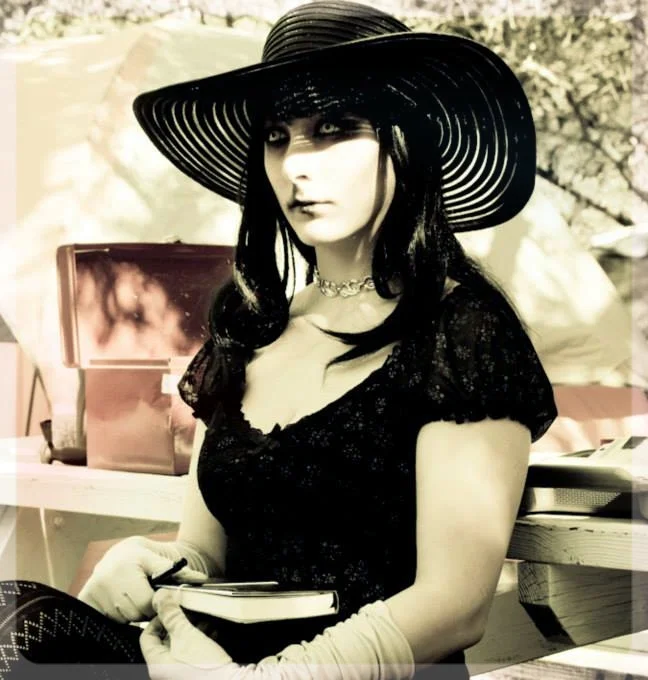 Lovely Lady Full Dead