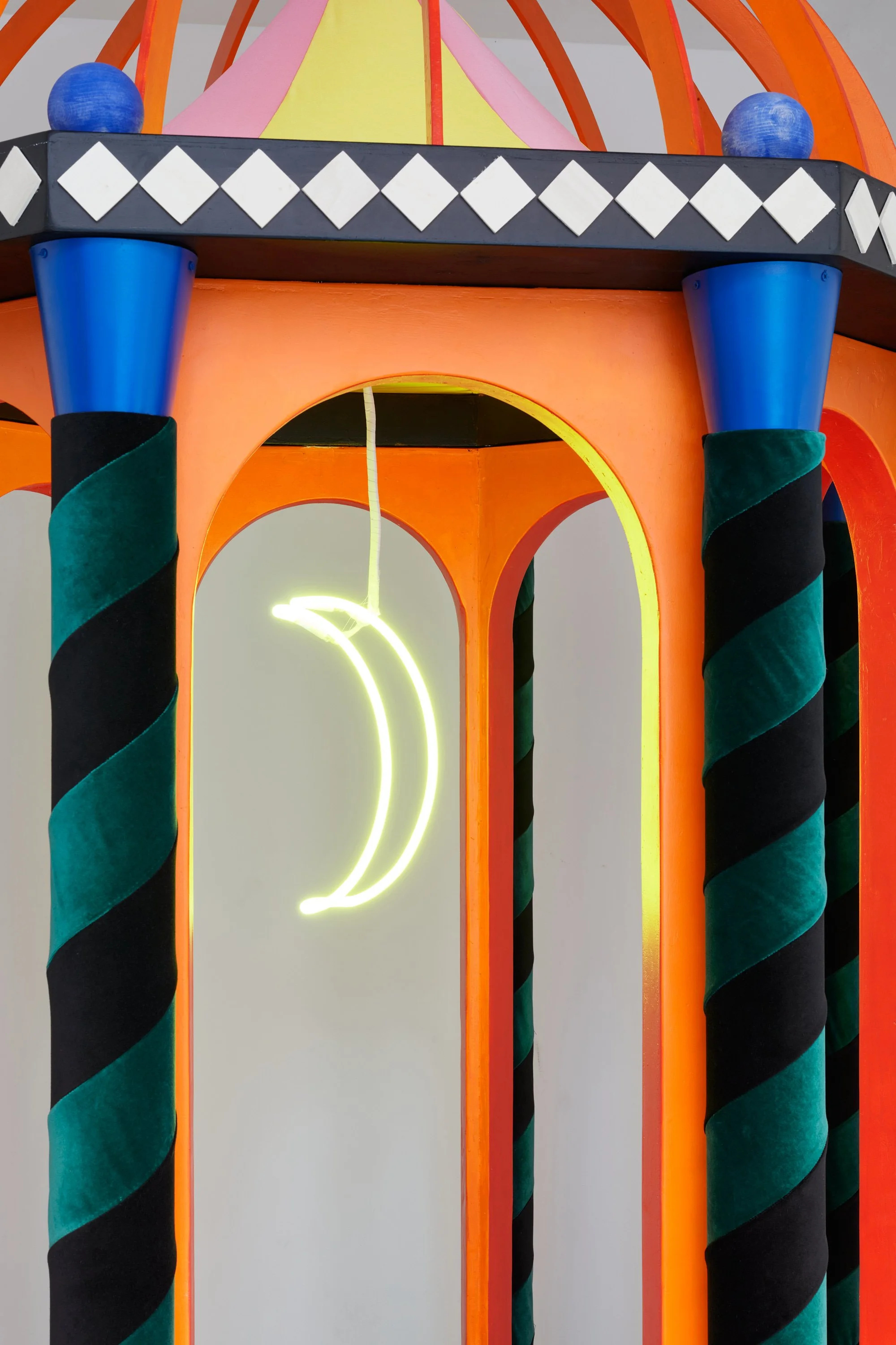 Agostino Iacurci, Ruinenlust, 2024, garage BENTIVOGLIO _ Palazzo Bentivoglio, Bologna, ph. Carlo Favero_(9).jpg