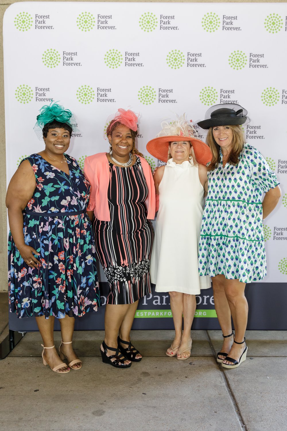 forest_park_hat_luncheon_2022-69.jpg