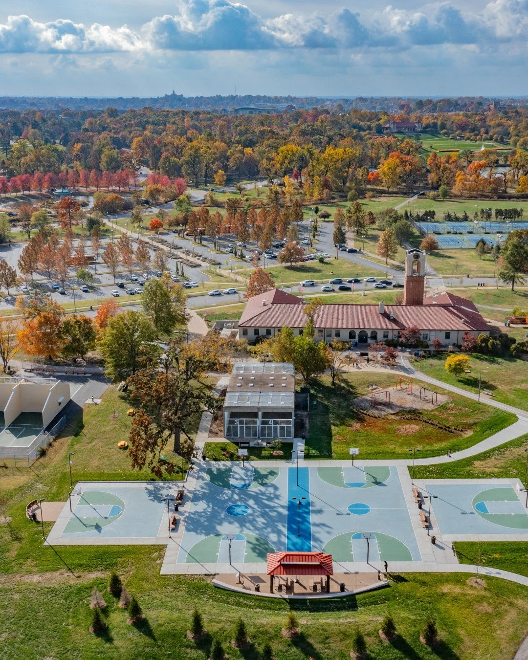 The Dennis &amp; Judith Jones Visitor and Education Center is open with regular hours (6 a.m.&ndash;8 p.m.) today.

Forest Park Forever offices are closed to honor Veteran's Day.

#ForestParkForever #ForestParkStL #ForestParkStLouis #ForestPark #Fore