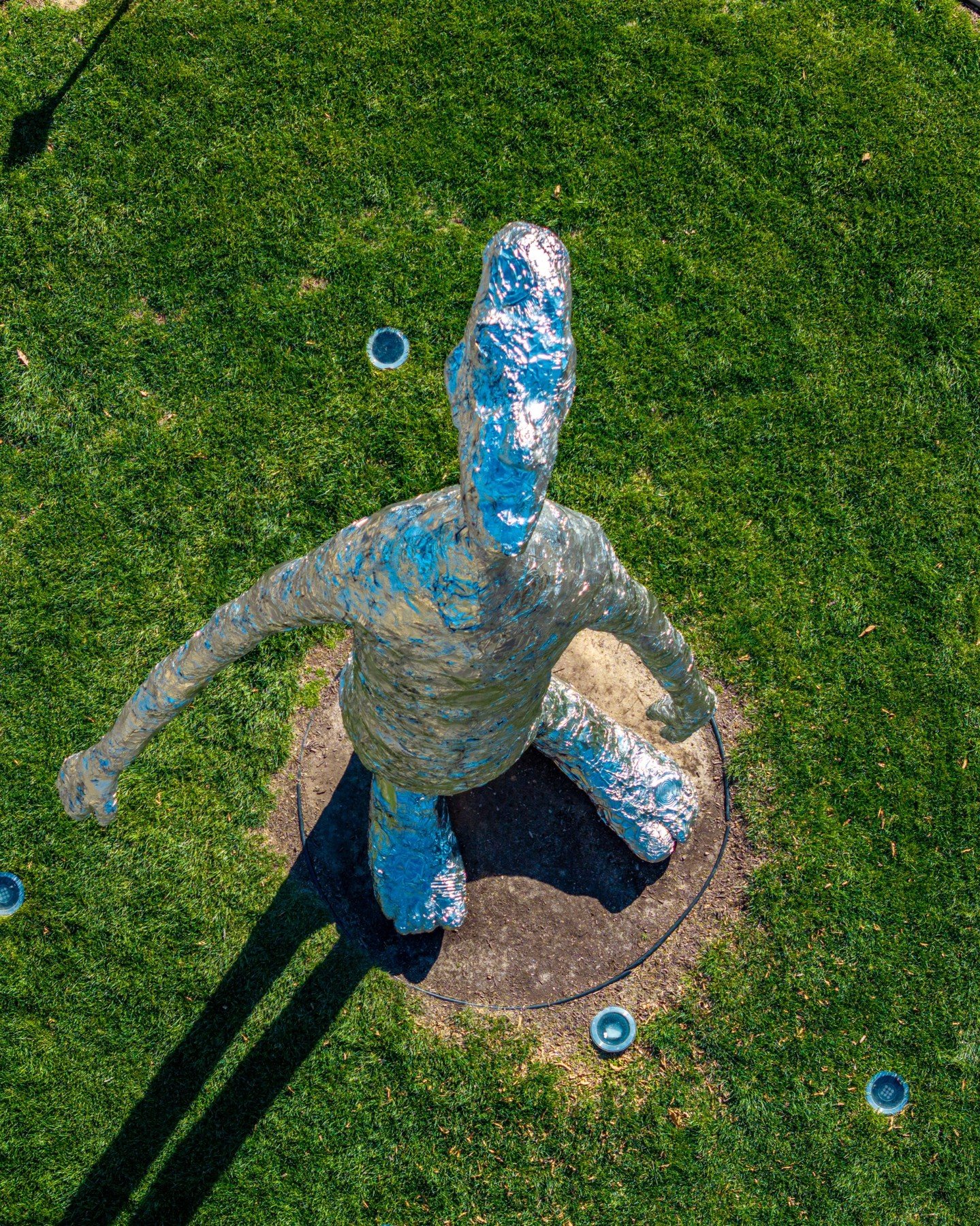 Look up! There is a Star Party at the Planetarium tonight. 

Starting at 5:30 p.m. tonight (June 5), weather permitting, our friends at the @stlsciencecenter host their monthly public telescope viewing. If observing conditions are poor, the Monthly S