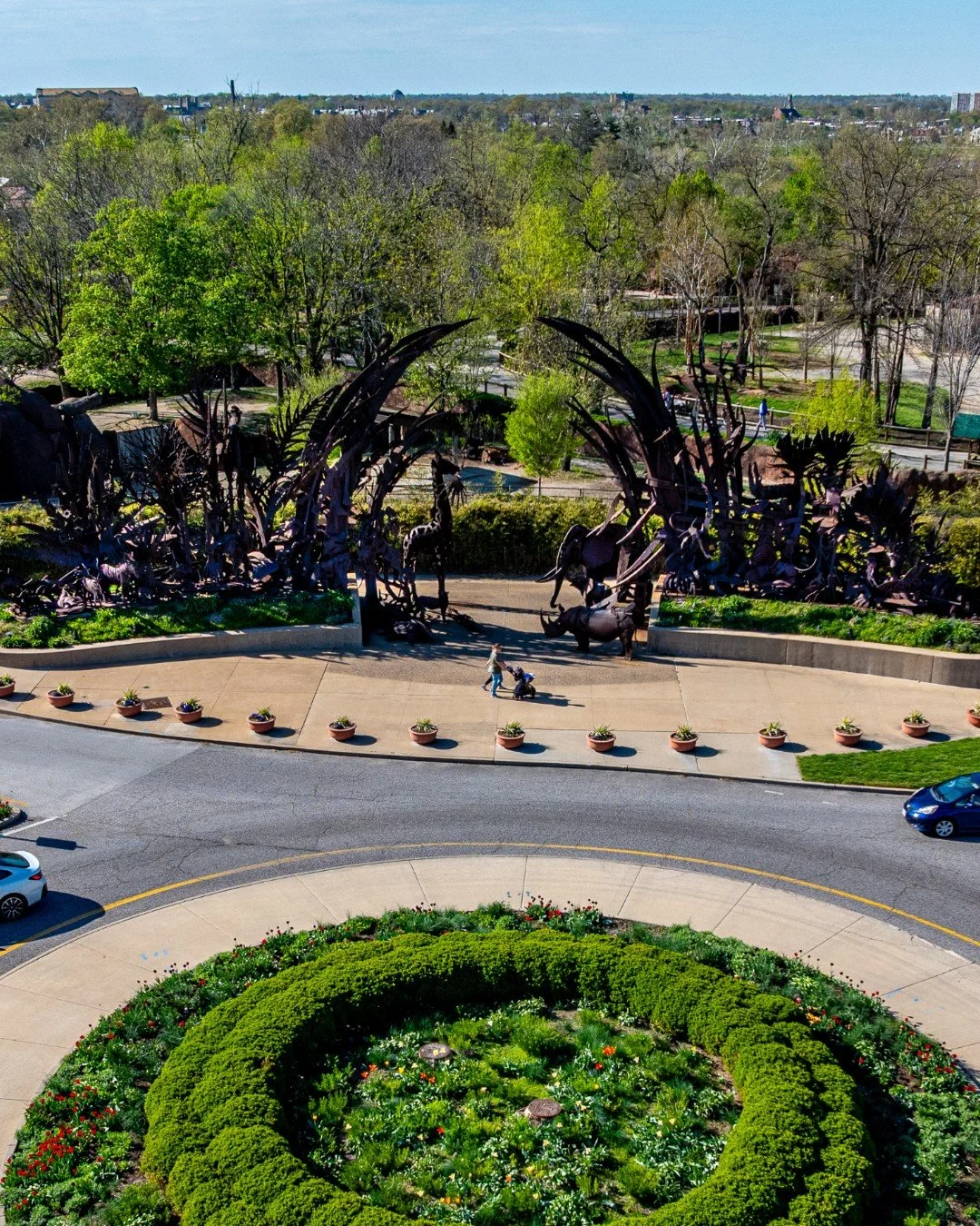 Congratulations to Forest Park's 10BEST bestie! 🦍 We are so proud the Saint Louis Zoo was voted &ldquo;Best Free Attraction&rdquo; in the United States by the USA TODAY 10BEST Readers&rsquo; Choice Awards...again.

What's your favorite @stlzoo anima