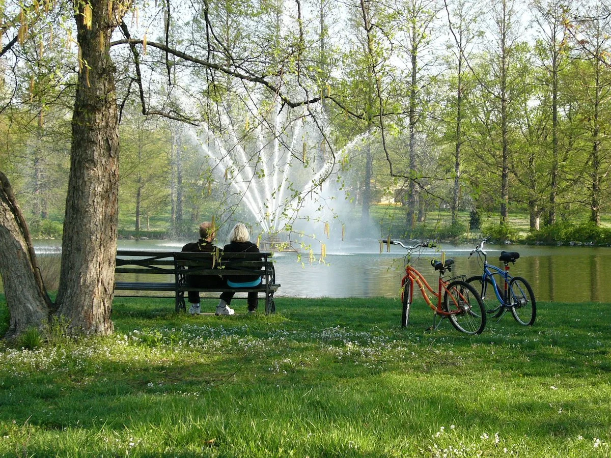 Round Lake and its historic fleur-de-lis fountain—which dates to 1916—are favorite Park features