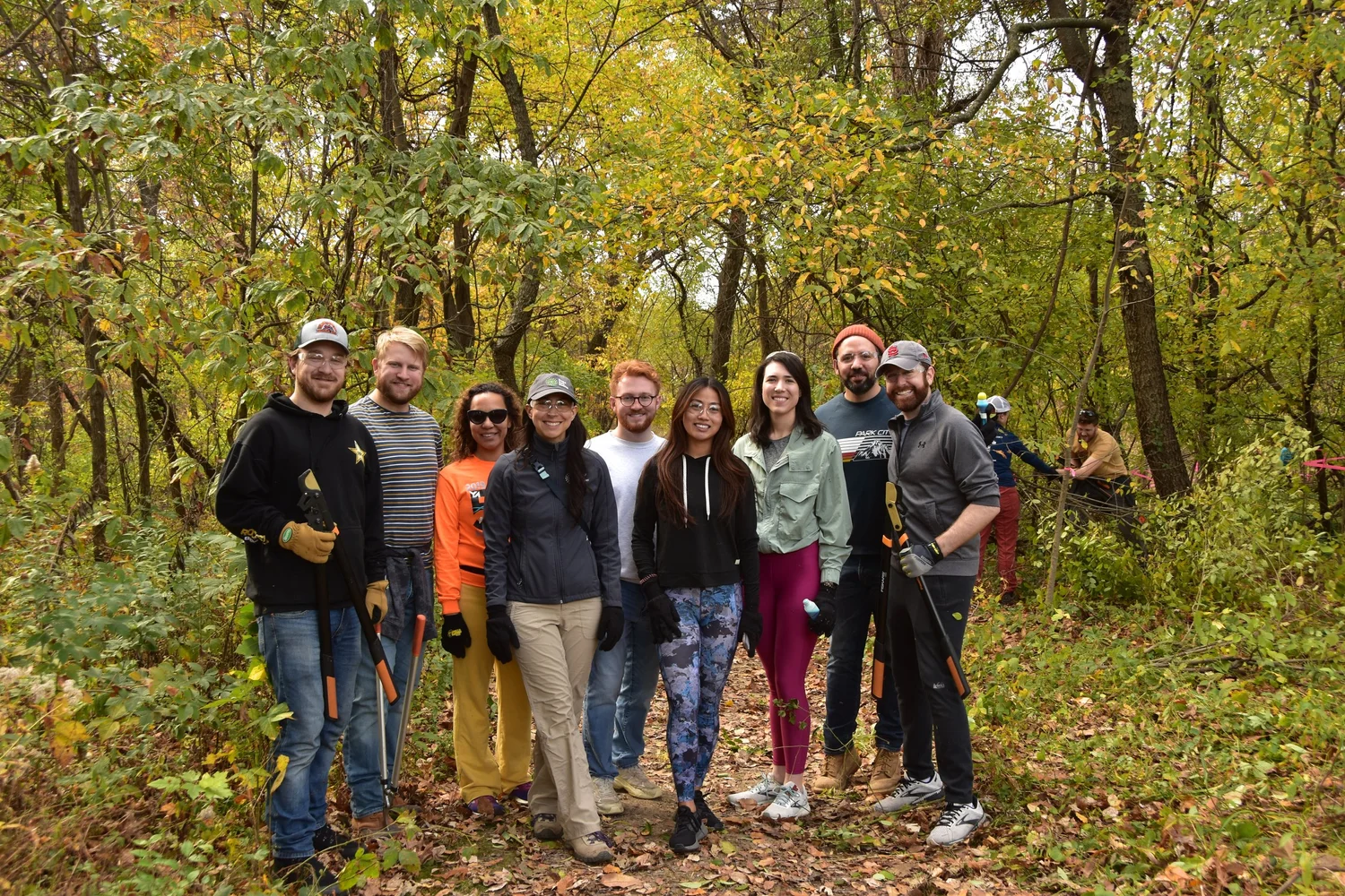 Let's Volunteer — Forest Park Forever