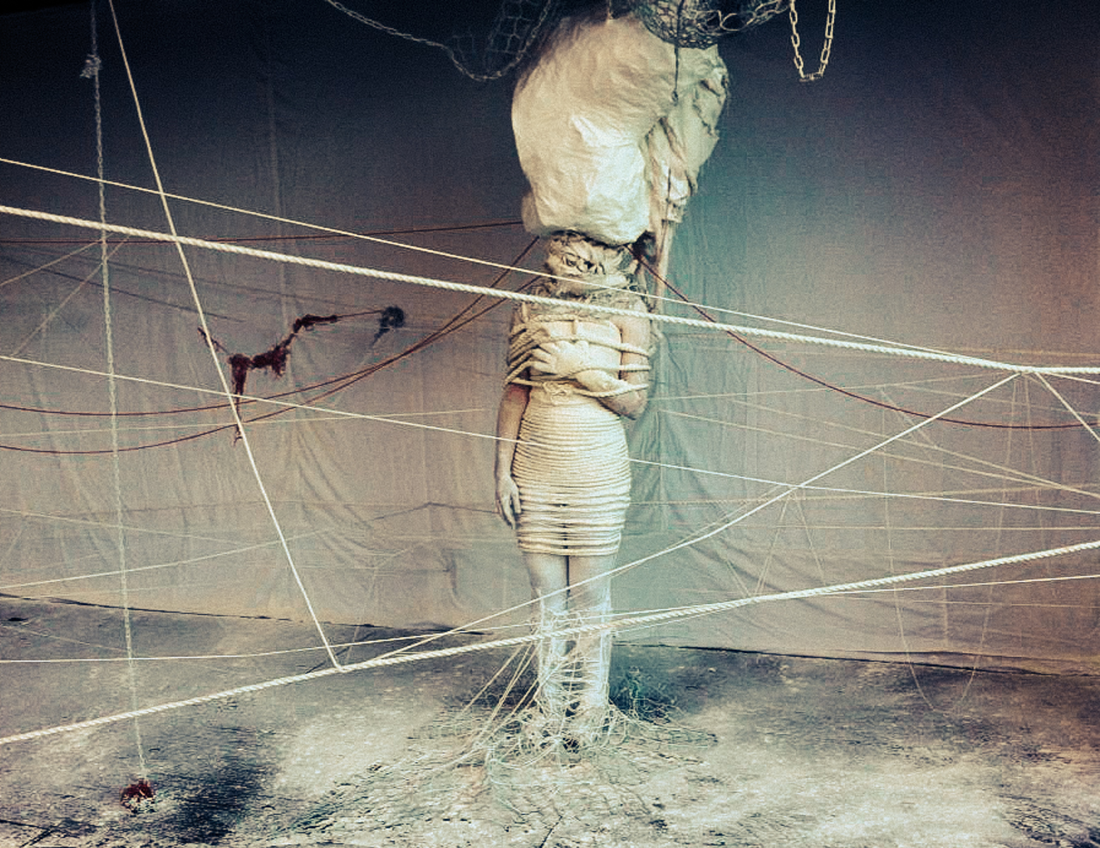 Jillayne Hunter of The House of ia performing “Befixt” at Cheer Up Charlies in Austin, Texas in 2013. Photograph by kb Thomason