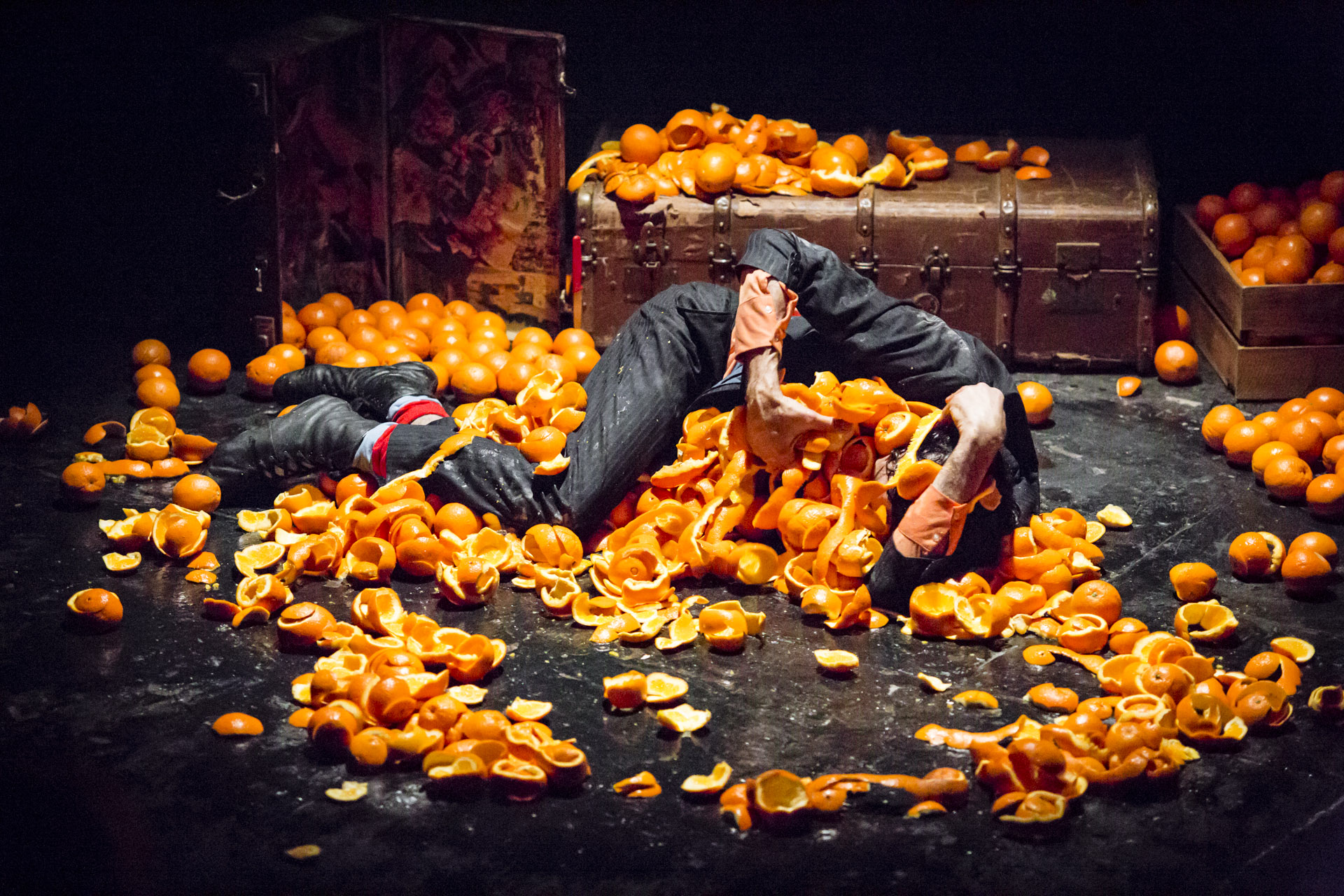 Christos Linou performing "Naked Peel" in Melbourne, Australia in 2014. Photograph by Lucia Rossi