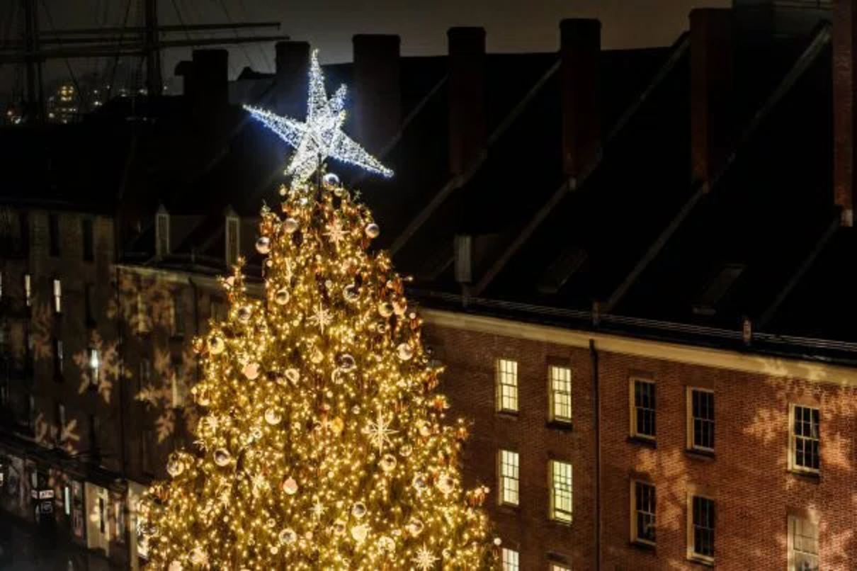 Seaport District Hester Street Fair Tree Lighting