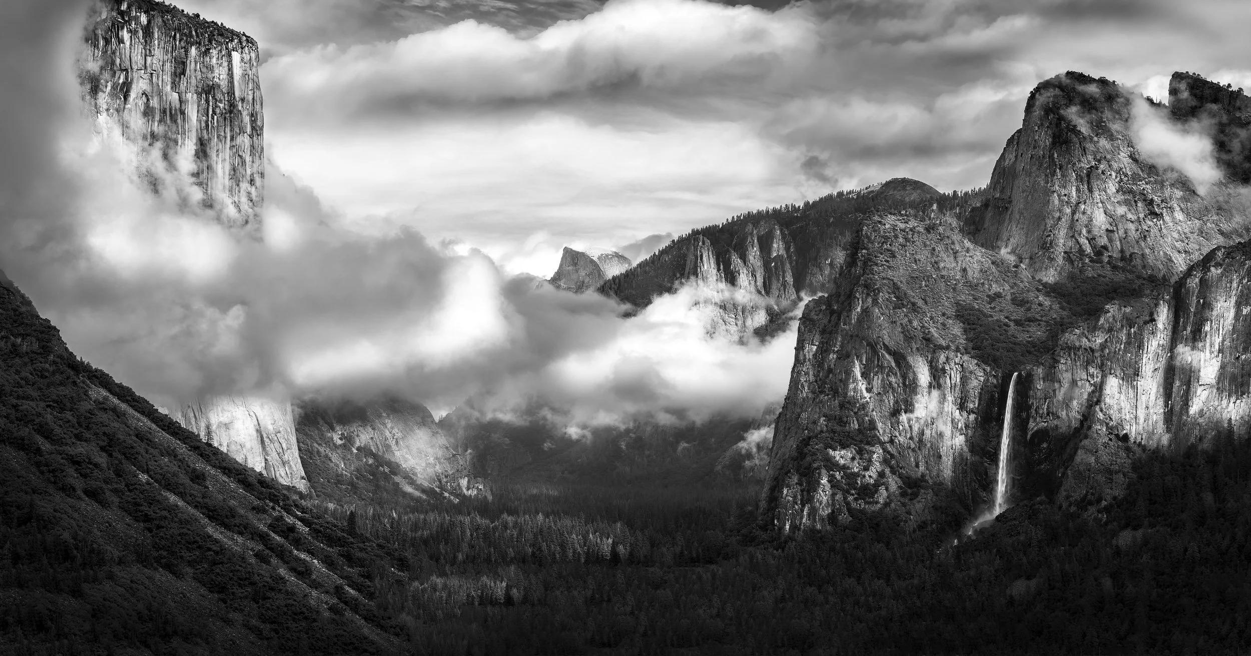 YosemiteValley_BW_2611_V5-Edit.jpg
