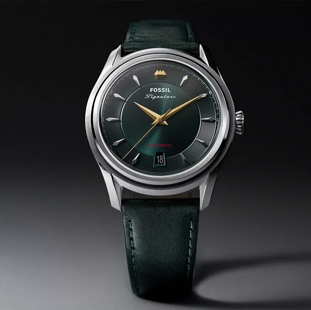 Signature CS-1 38mm Three-Hand Date Automatic Green Leather Watch