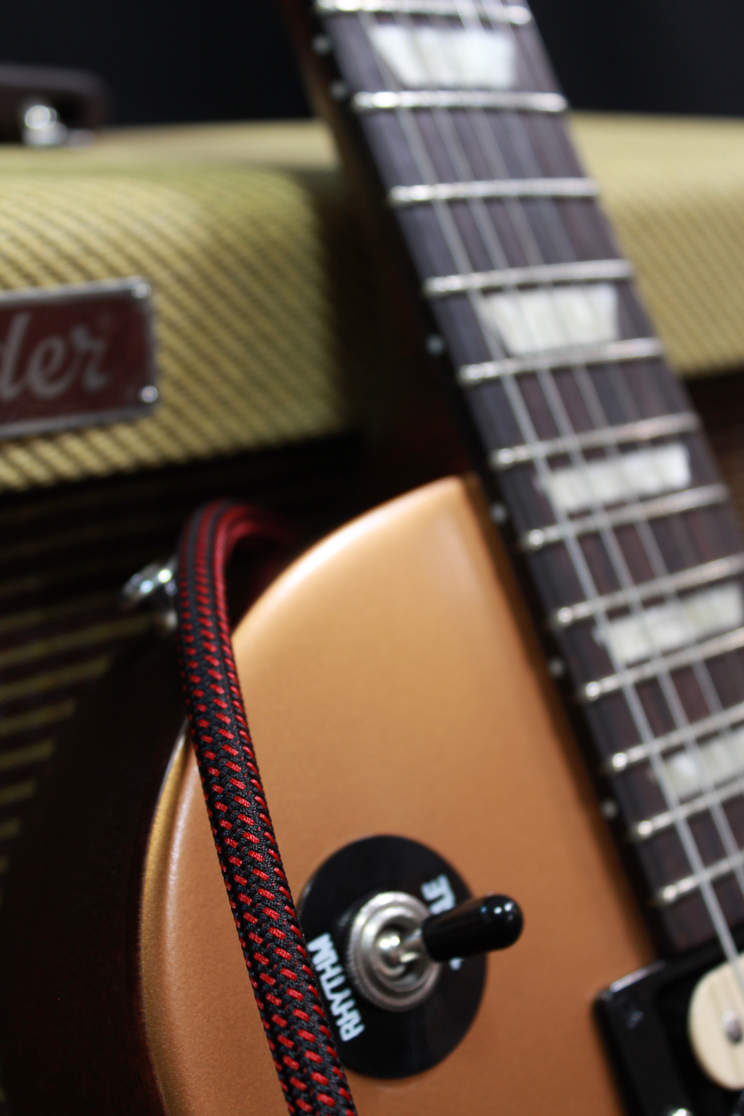 Rhythm/Treble switch on Les Paul with woven IWB Black/Red