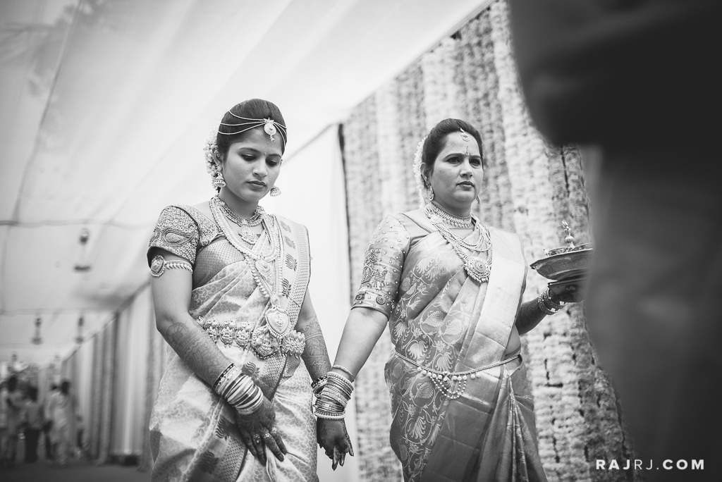 Ashmitha_Darshan_Udupi_Wedding_Photography_-57.jpg